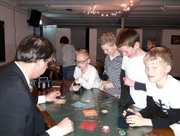 aan de speeltafel